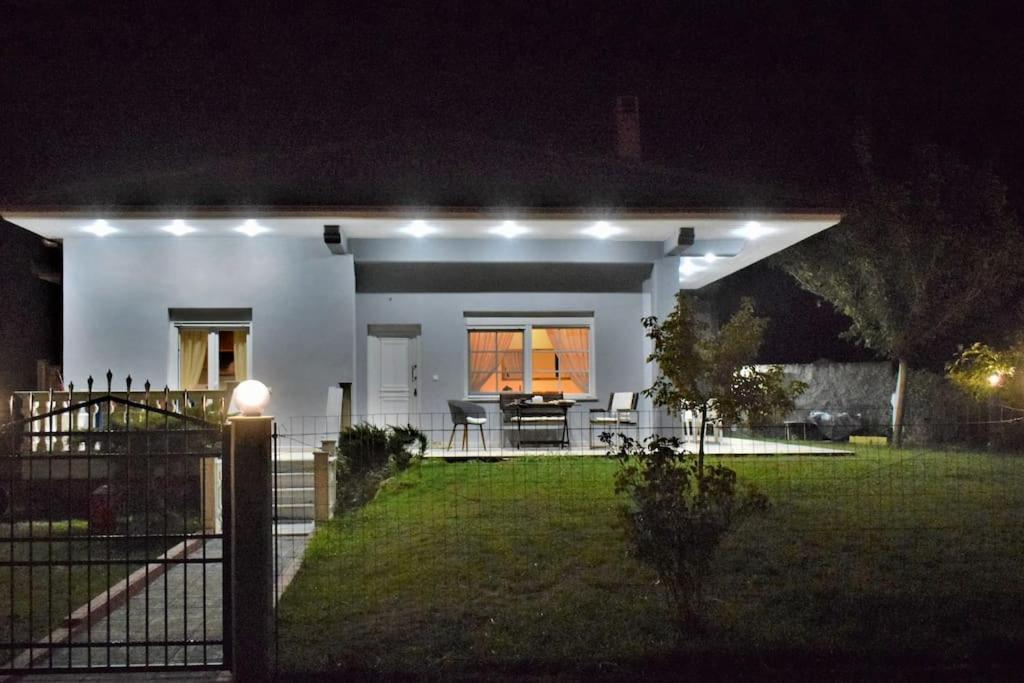 Ferienwohnung Deppy'S House Κοντά Στα Λουτρά Πόζαρ Chrysi Exterior foto